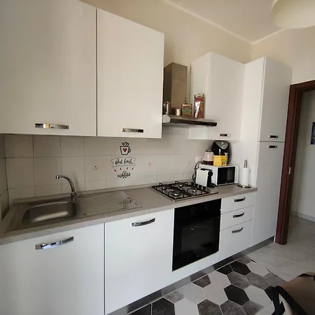 Appartement Hyria Intero In Centro Avellino