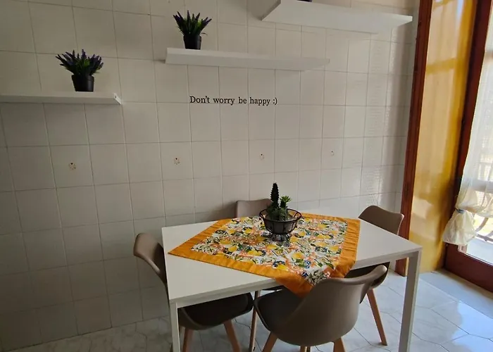 Hyria Intero In Centro *